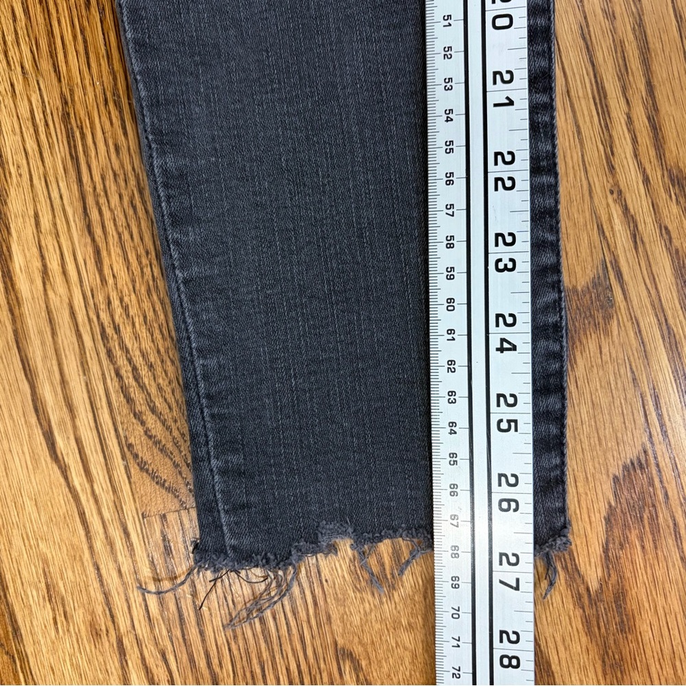 Madewell 9" High-Rise Skinny Raw Hem Black Wash Denim Jeans - Picture 10 of 14